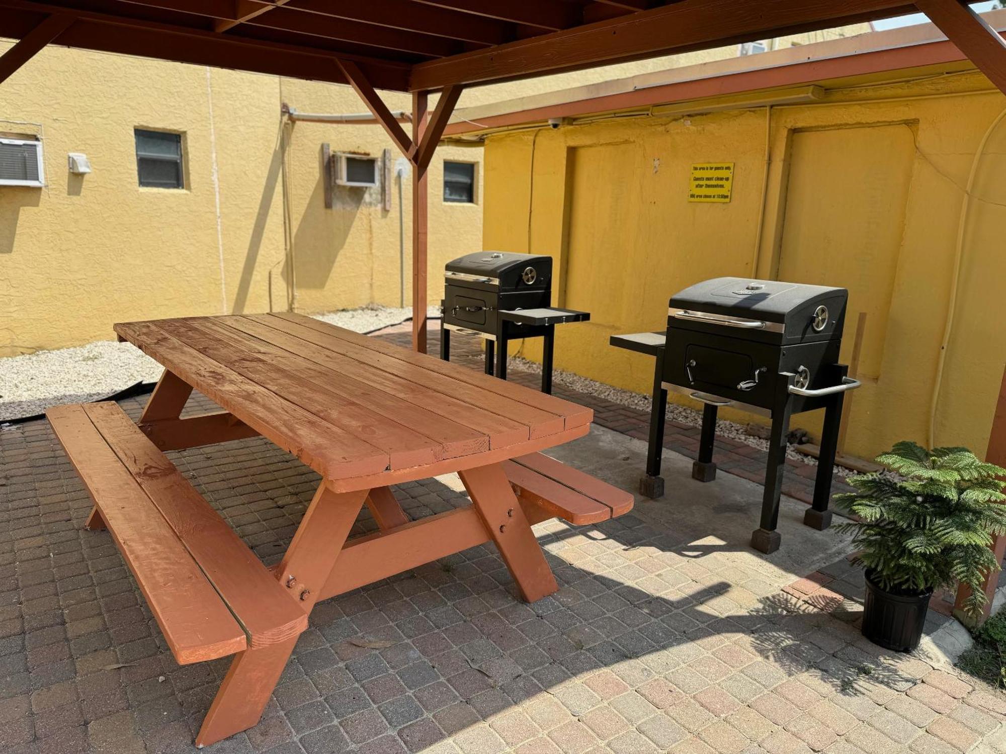 Southwind Inn Port Isabel Exteriör bild